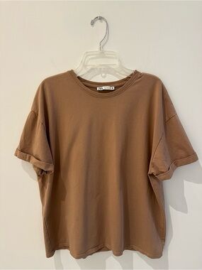 Zara Oversized Short Sleeve Crew Neck T-Shirt in Taupe Brown